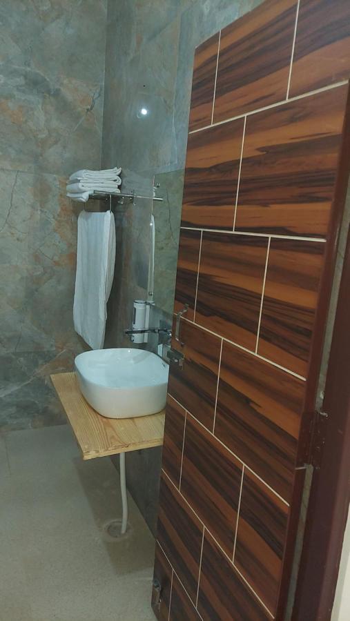 Hotel Anandam Phata Guptkashi Esterno foto